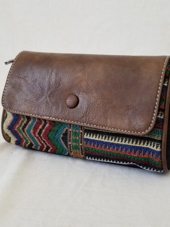 Huikeya Handbags - NWT! Boho Purse Shoulder Bag -Faux Leather & Denim w/Colorful Embroidered Design